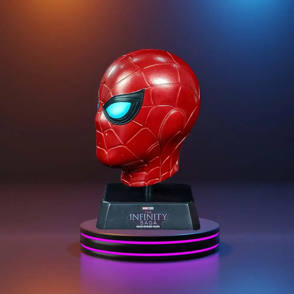 Marvel The Infinity Saga Spider Mask Resin Bust - Image 3