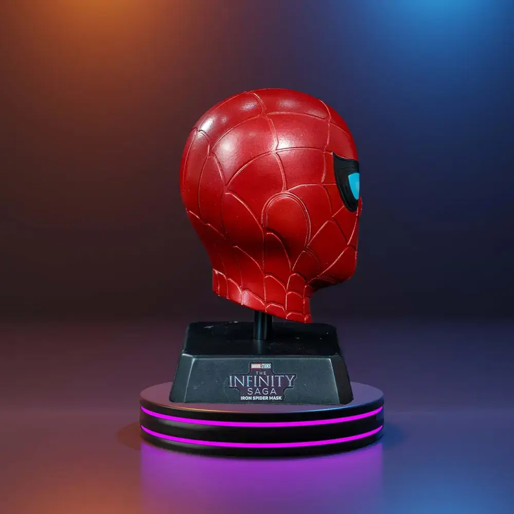 Marvel The Infinity Saga Spider Mask Resin Bust - Image 4